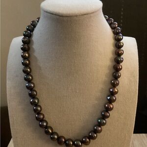 Baroque Pearl Neck